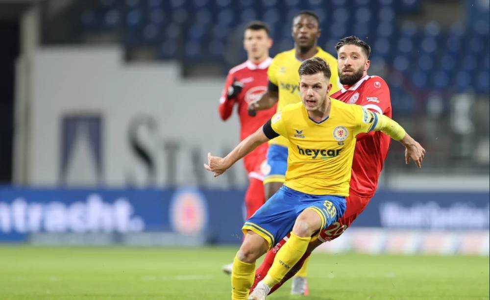 被认为是对 被认为是对