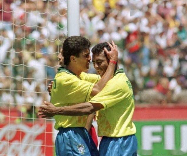 对年轻球员 对年轻球员