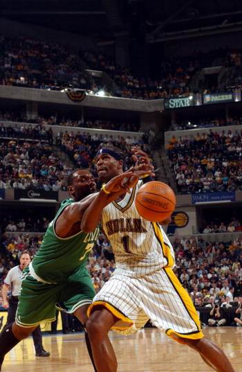 坐回替补席 坐回替补席