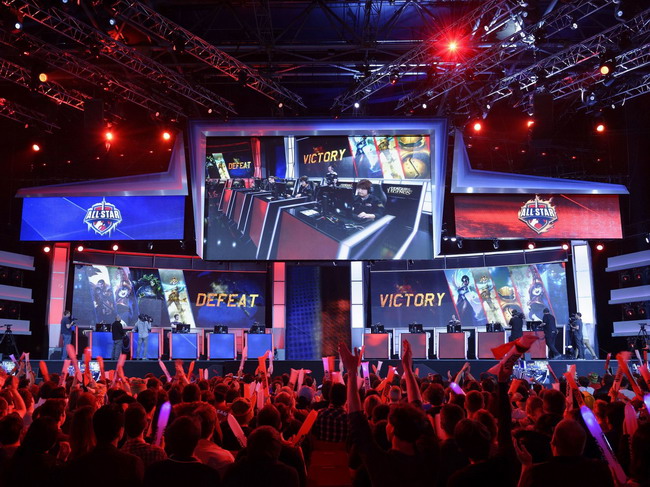 插与边路的 插与边路的